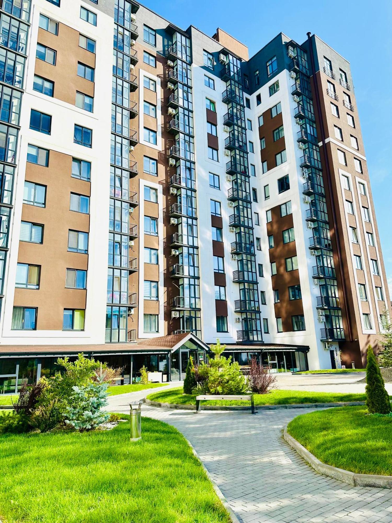 Comfortable Apartments With A Coffee Machine In The City Centre, Zlata Plaza Ρίβνε Εξωτερικό φωτογραφία