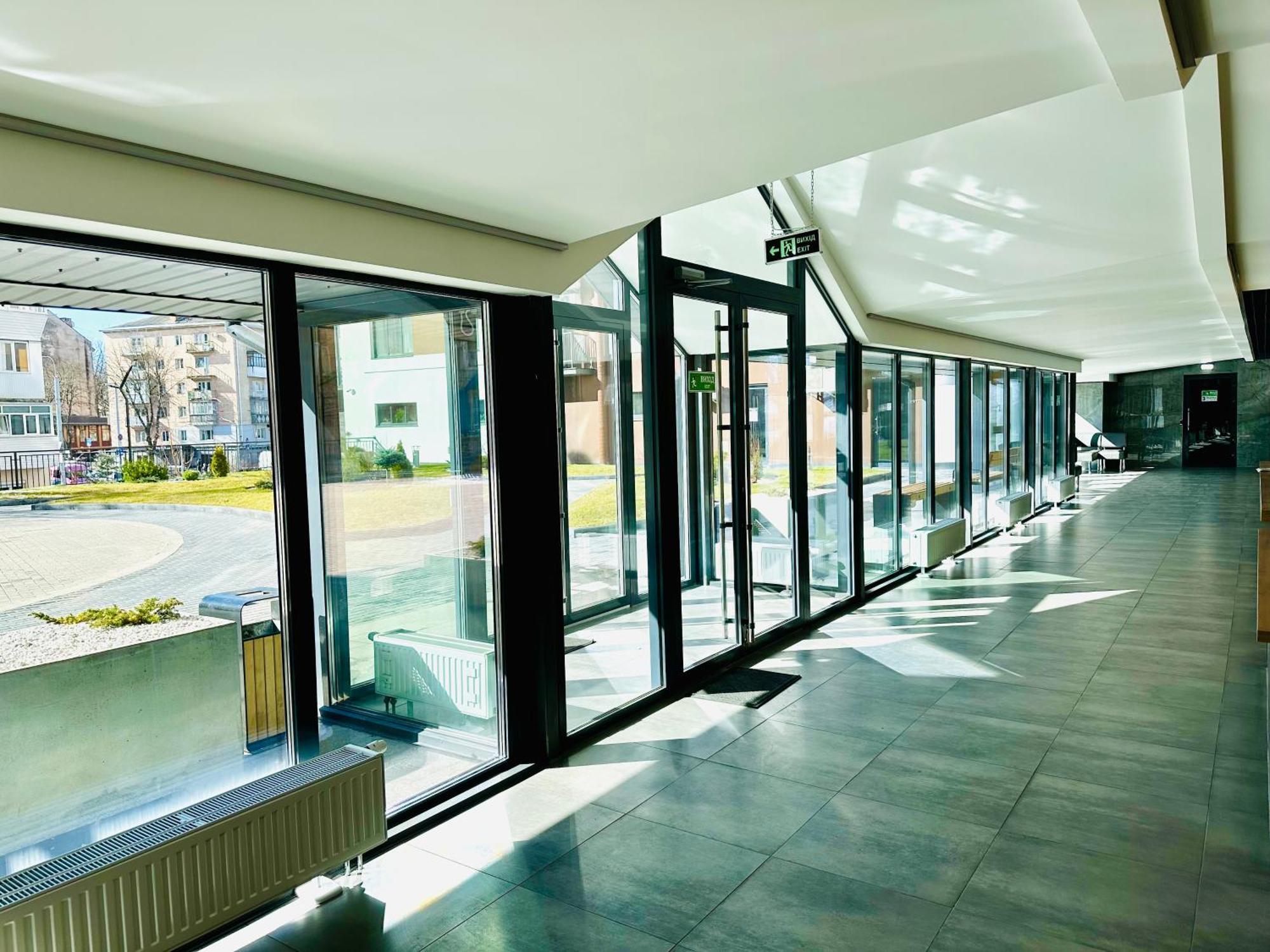Comfortable Apartments With A Coffee Machine In The City Centre, Zlata Plaza Ρίβνε Εξωτερικό φωτογραφία