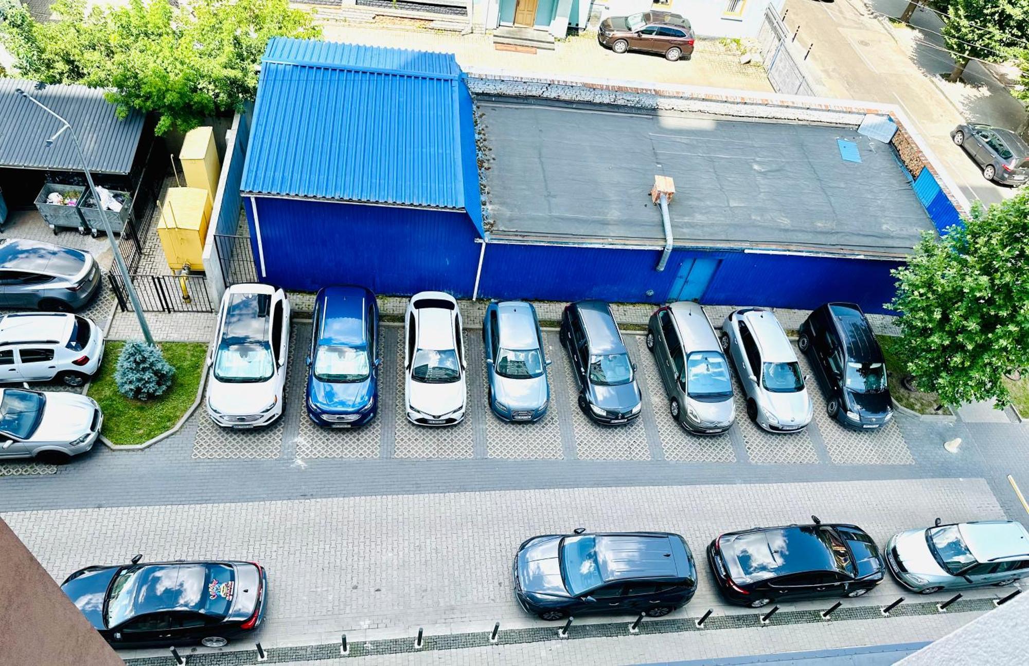 Comfortable Apartments With A Coffee Machine In The City Centre, Zlata Plaza Ρίβνε Εξωτερικό φωτογραφία