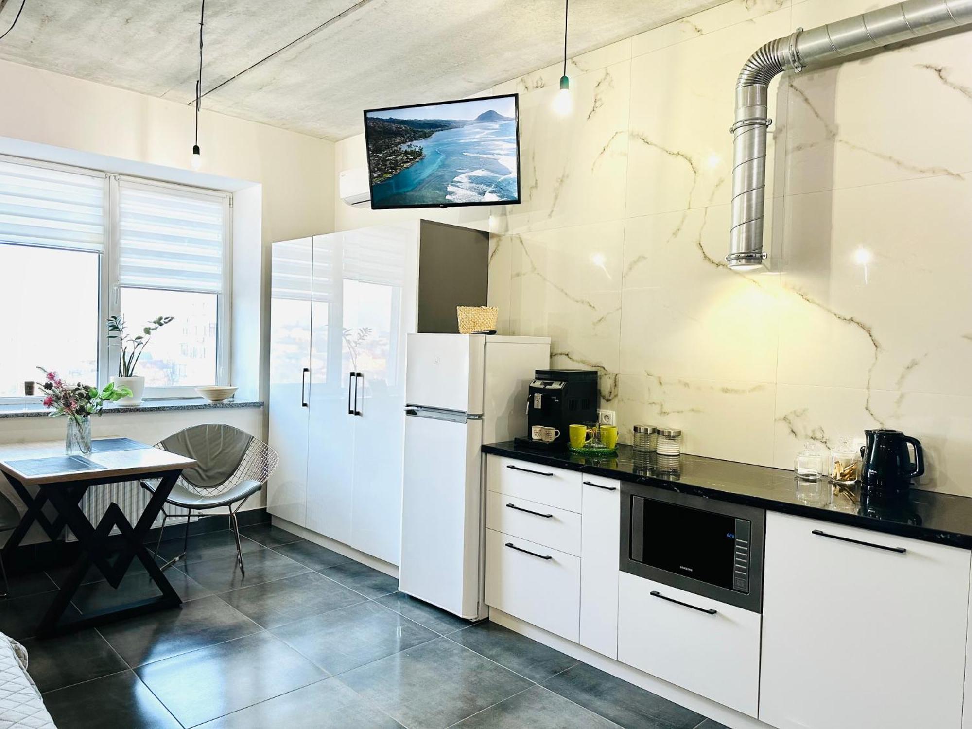 Comfortable Apartments With A Coffee Machine In The City Centre, Zlata Plaza Ρίβνε Εξωτερικό φωτογραφία